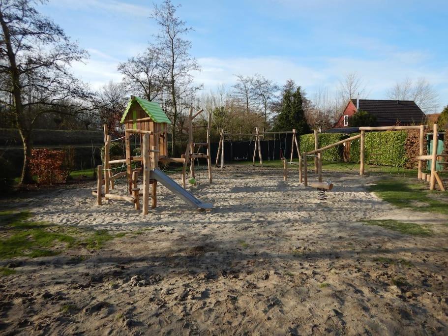 Comfortabel En Gezellig Vakantiehuis Bij Het Strand เวเมลดิงเงอ ภายนอก รูปภาพ